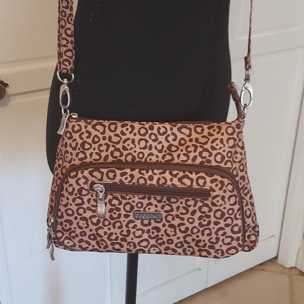 baggallini crossbody